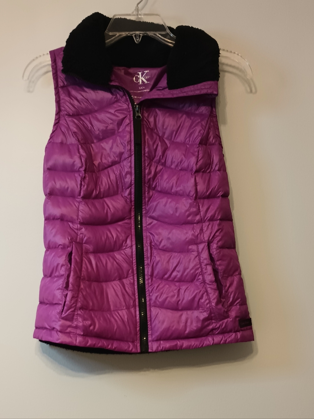 Calvin Klein Purple Insulated‎ Vest S